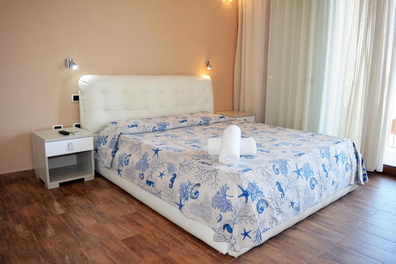 Rena Bianca Suite By La Contessa Santa Teresa Gallura Ngoại thất bức ảnh